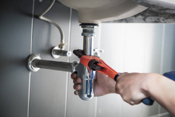 Best Faucet Repair  in Hustisford, WI